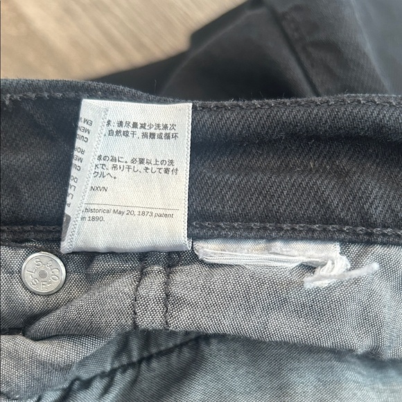 Levi's Classic 501 Jeans - Picture 8 of 10